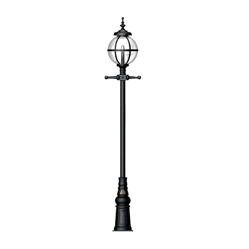 Victorian globe lamp post in cast iron 3.28m (H202)