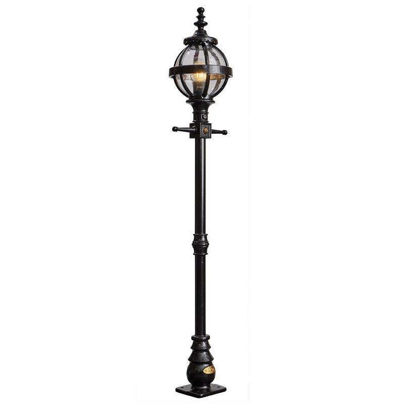 Victorian globe lamp post in cast iron 1.4m (H204)