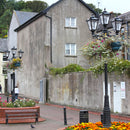 Victorian style large triple headed lamp post 3.5m (H033)