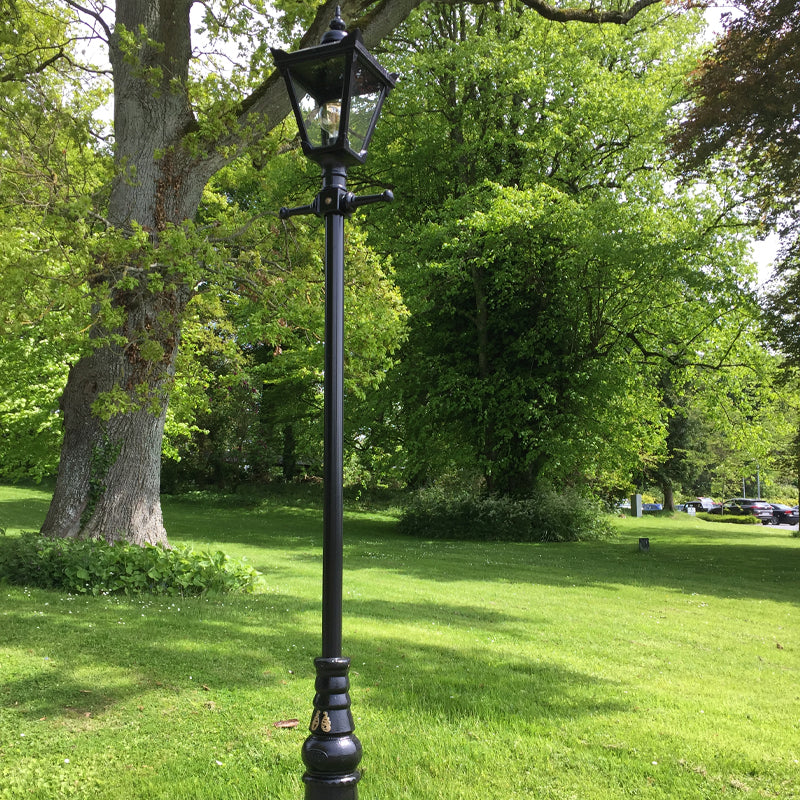 Victorian traditional cast iron lamp post 3m in height