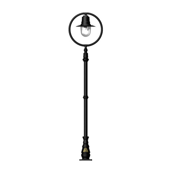 Classic railway style lamp post in cast iron and steel 2.43m in height.