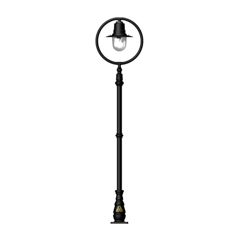 Classic railway style lamp post in cast iron and steel 2.43m in height.